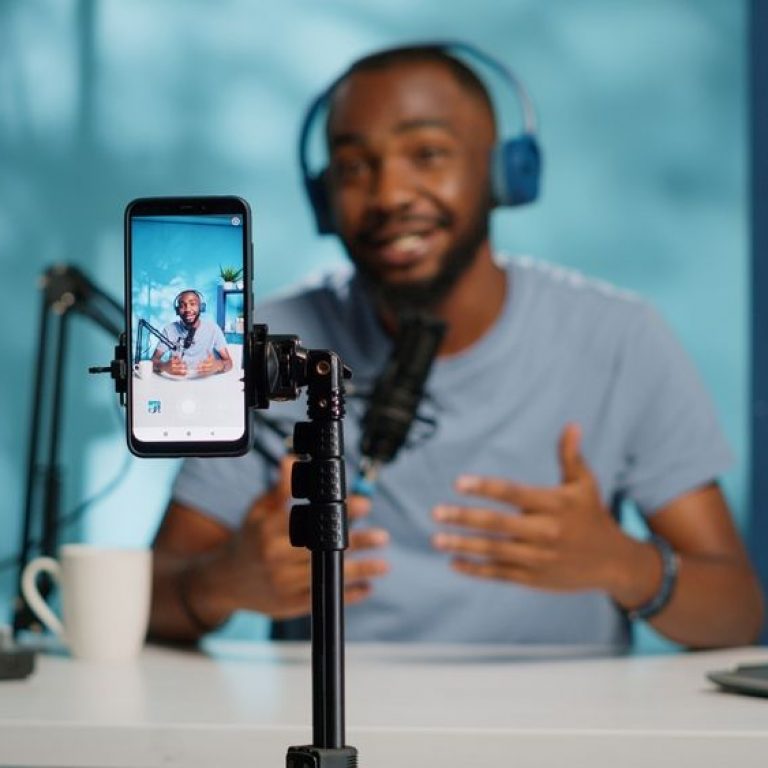 shutterstock_2085604534.jpg.optimal